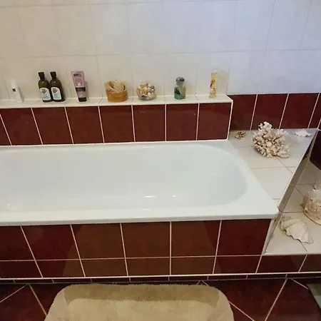 In - Balaton 18580 * Fonyód