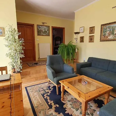 In - Balaton 18580 Apartman *