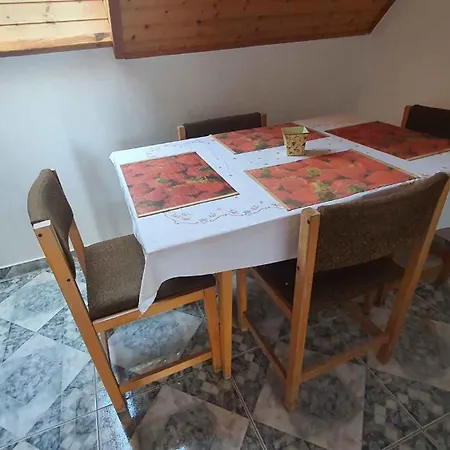 In Fonyod/balaton 18580 Apartman