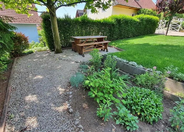 In - Balaton 18580 * Fonyód